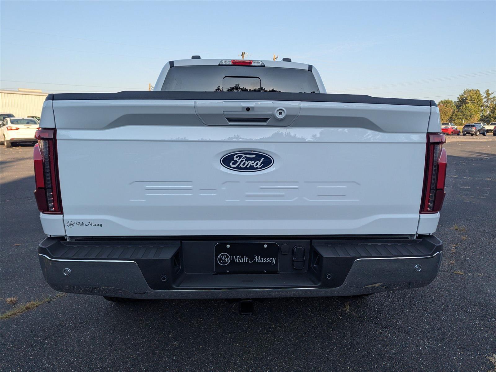 2025 Ford F-150 Lariat photo 4
