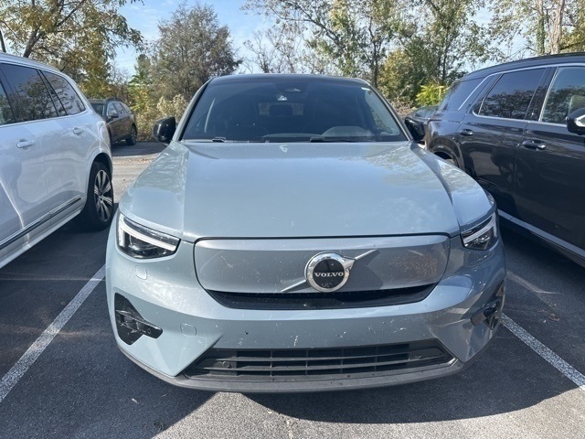 2023 Volvo C40 Recharge Ultimate photo 4