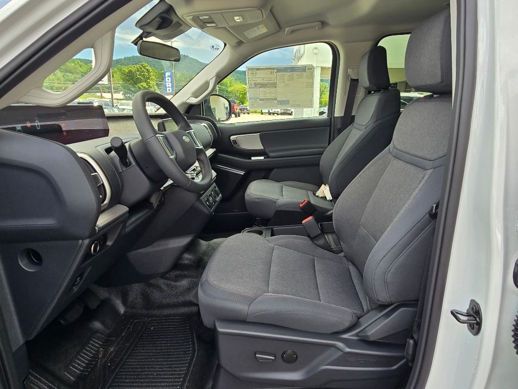2025 Ford Expedition XL photo 7