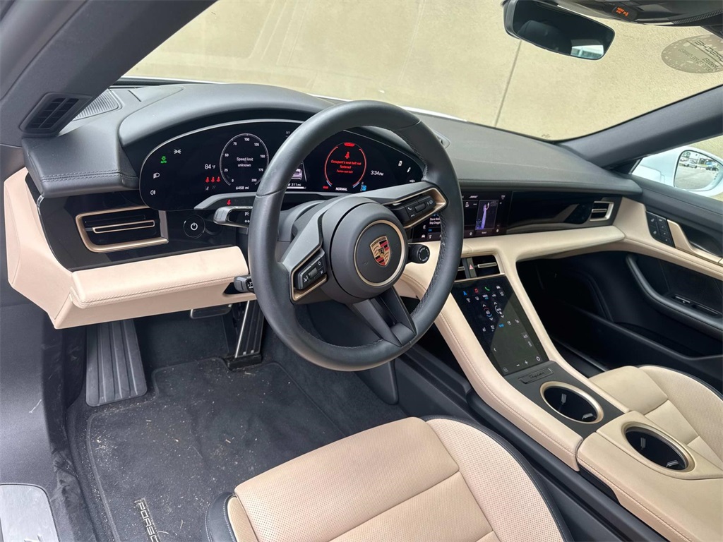 2025 Porsche Taycan 4S photo 5