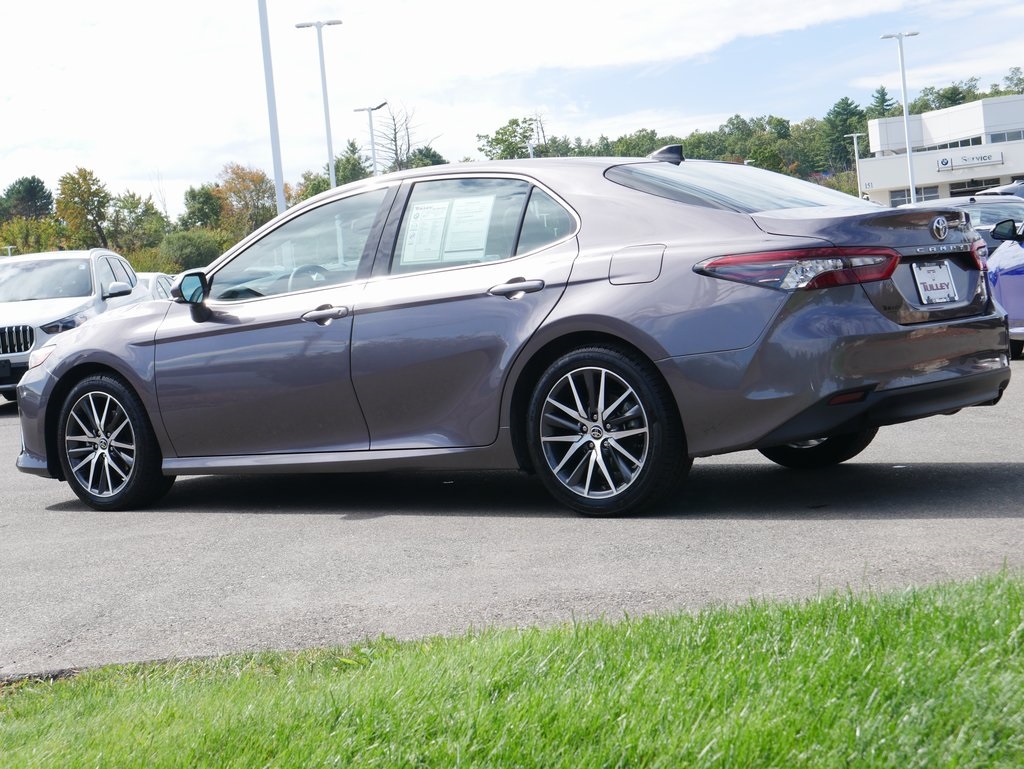 2021 Toyota Camry XLE photo 5