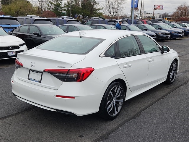 2023 Honda Civic Touring photo 4