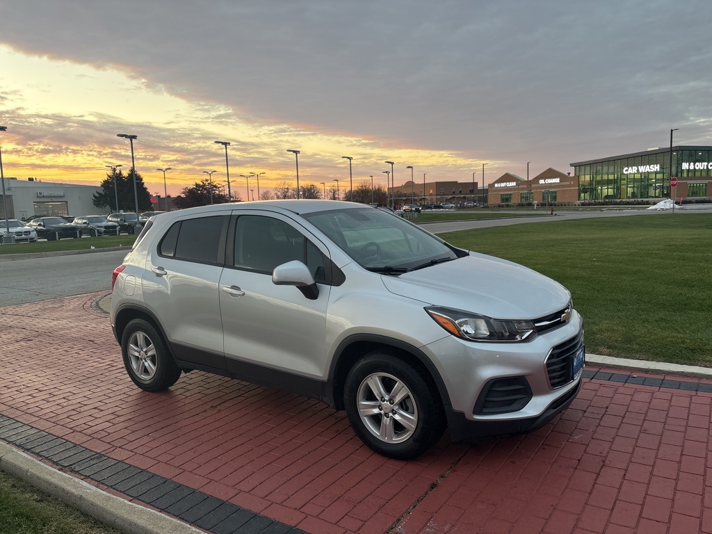 Used 2020 Chevrolet Trax LS with VIN KL7CJKSB5LB034512 for sale in Schererville, IN