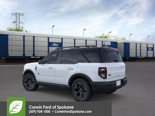 2025 Ford Bronco Sport Outer Banks photo 2