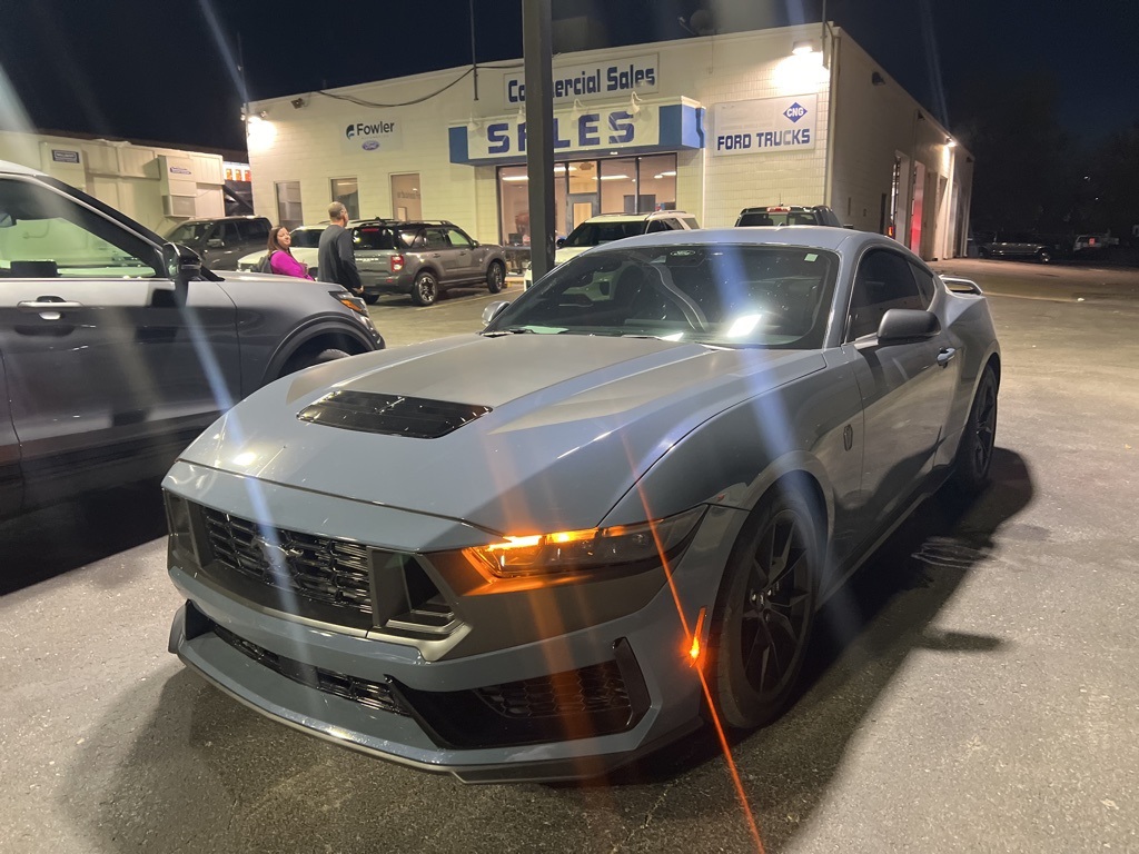 2024 Ford Mustang Dark Horse's photo