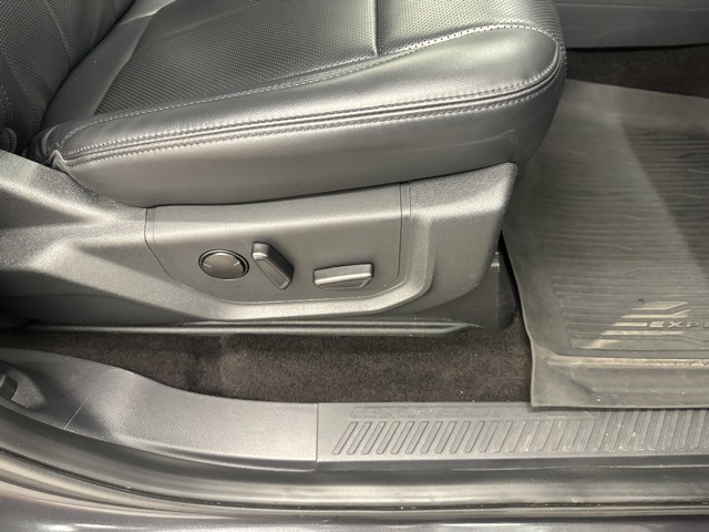 2022 Ford Expedition MAX XLT photo 10