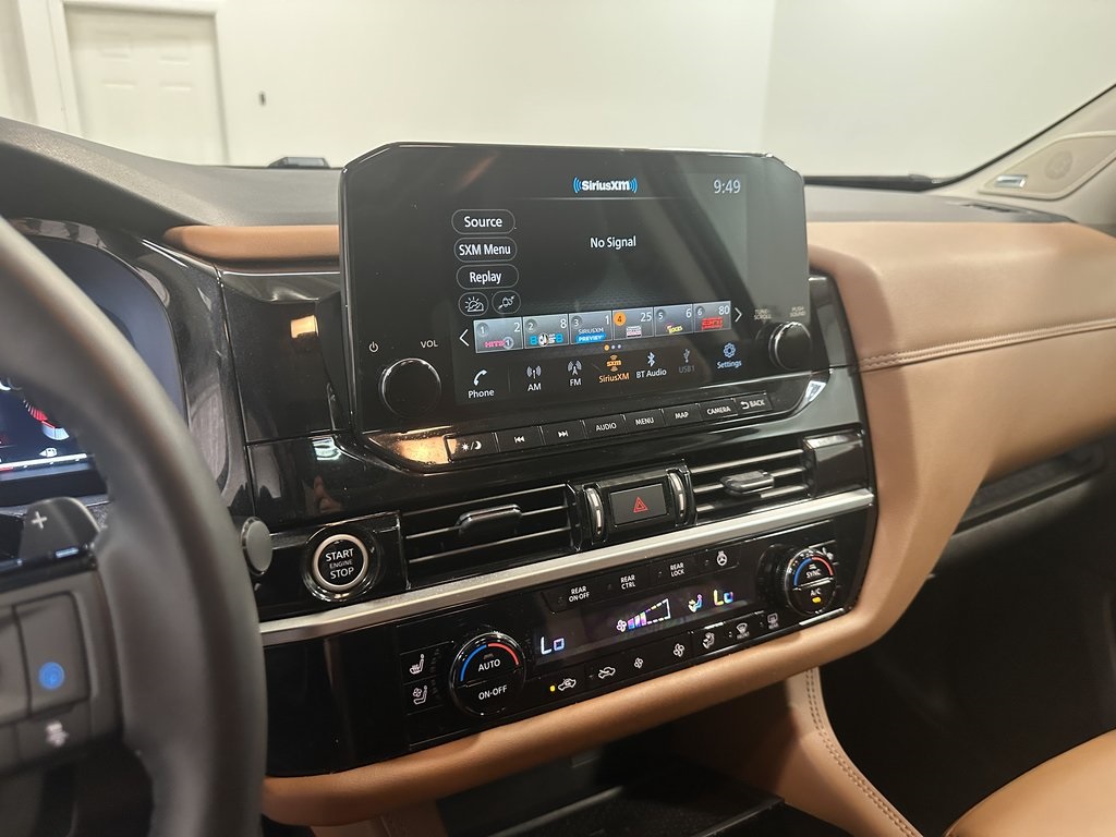 2024 Nissan Pathfinder Platinum photo 61