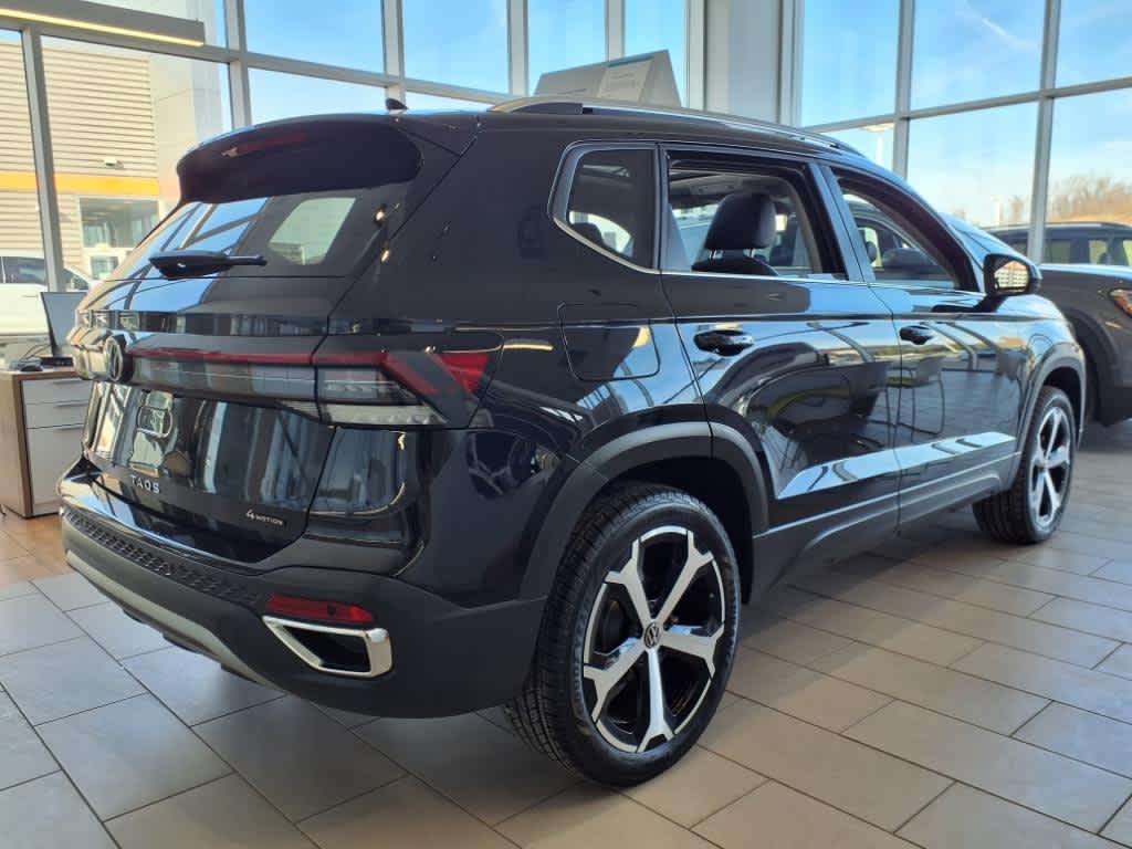 2025 Volkswagen Taos SEL photo 3