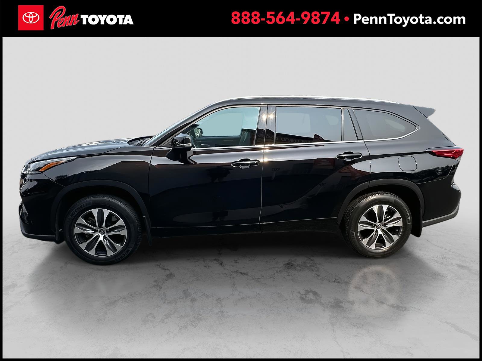 2021 Toyota Highlander XLE photo 4