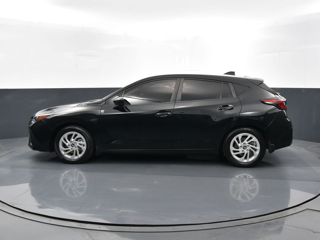2024 Subaru Impreza Base photo 4