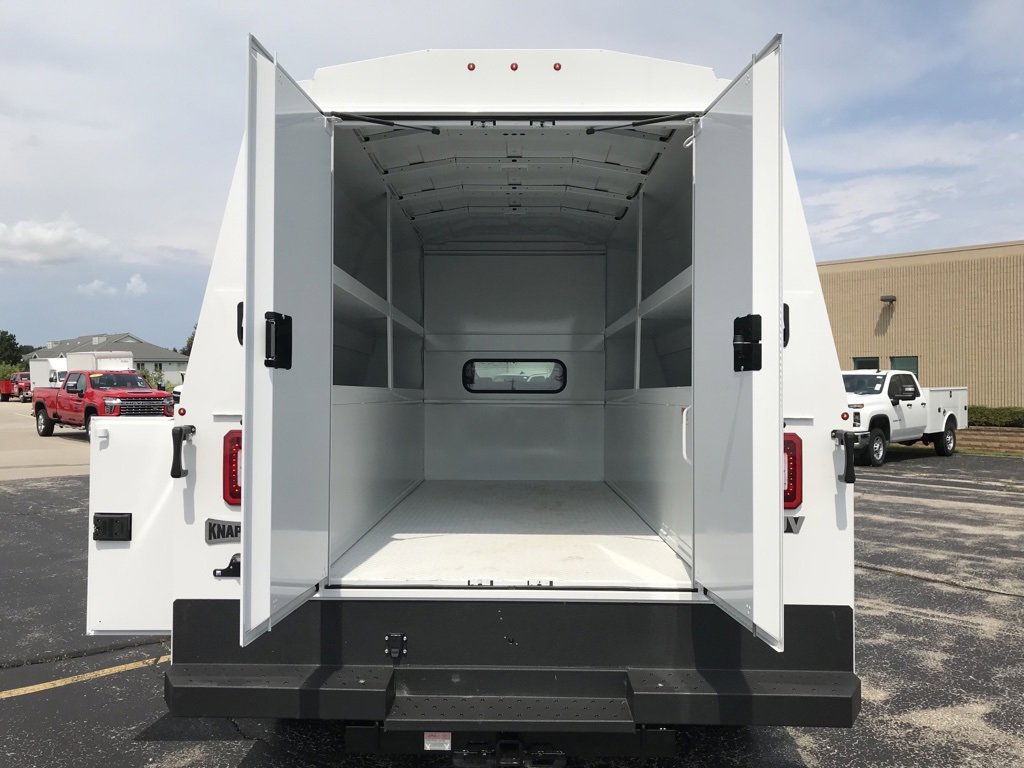 2024 Chevrolet Silverado 5500HD Work Truck photo 3