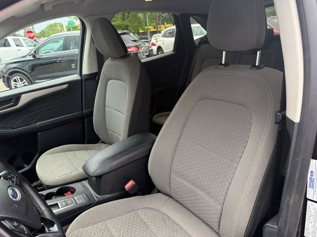 2022 Ford Escape SE photo 6