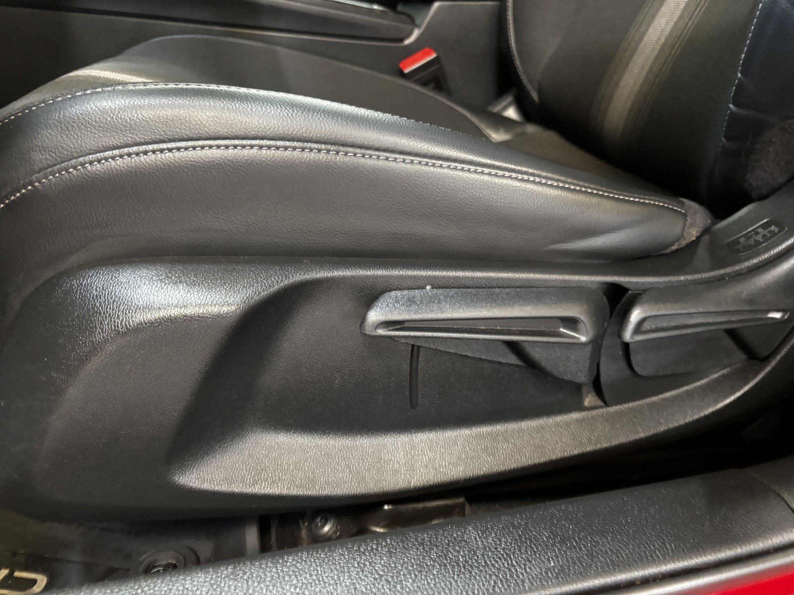 2022 Honda Civic Sport photo 22