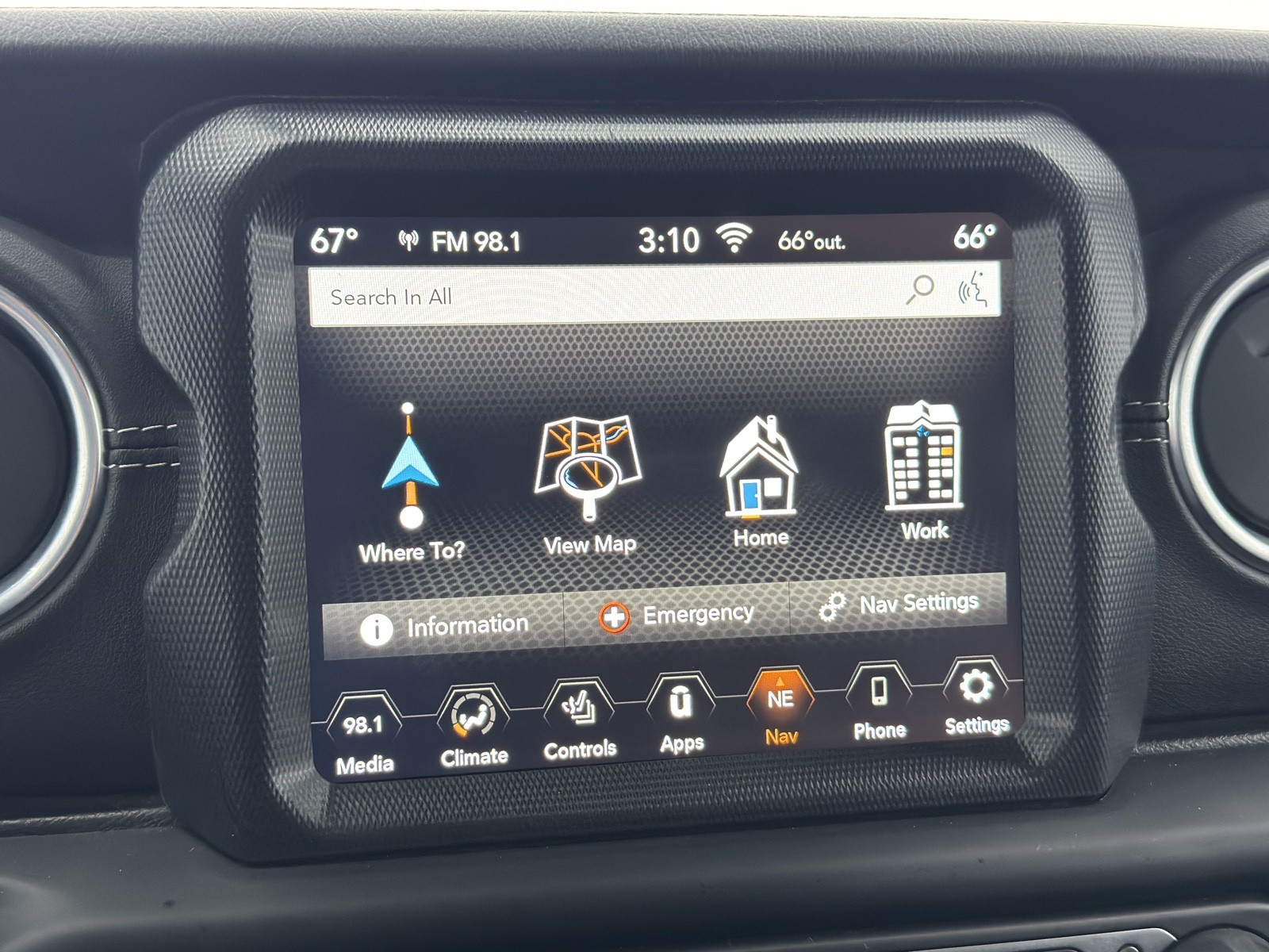 2020 Jeep Gladiator Overland photo 33