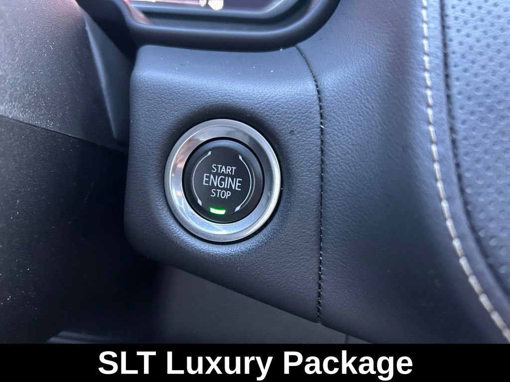 2022 Gmc Yukon SLT photo 26
