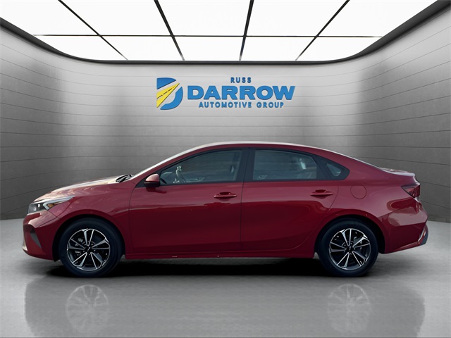 2024 Kia Forte LXS photo 2