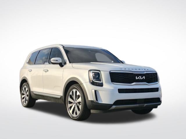 2022 Kia Telluride S's photo