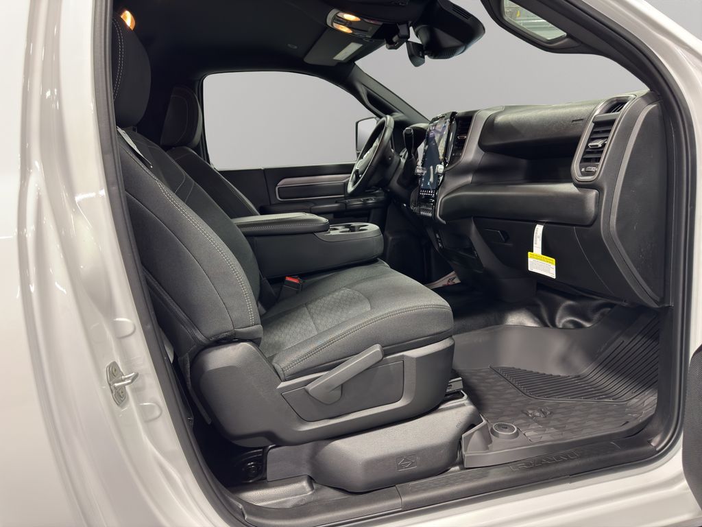 2025 Ram 3500 Tradesman photo 8