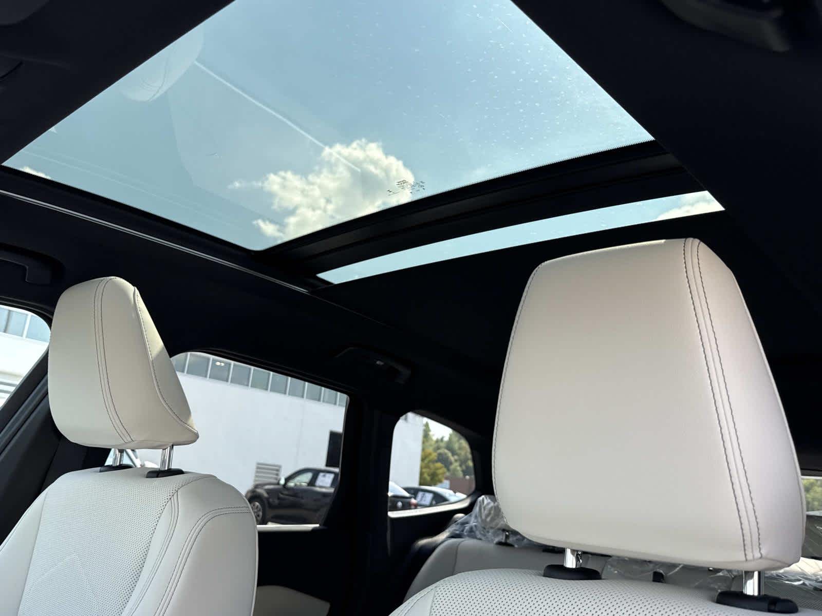 2026 Bmw X1 XDrive28i photo 3