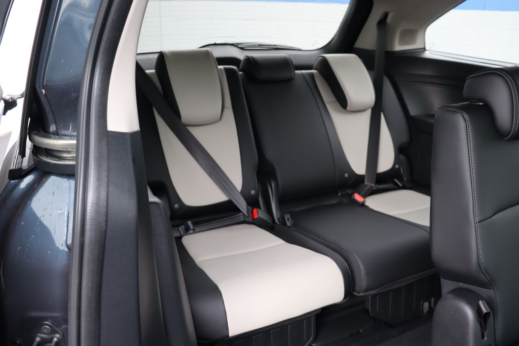 2026 Honda Odyssey Elite photo 15
