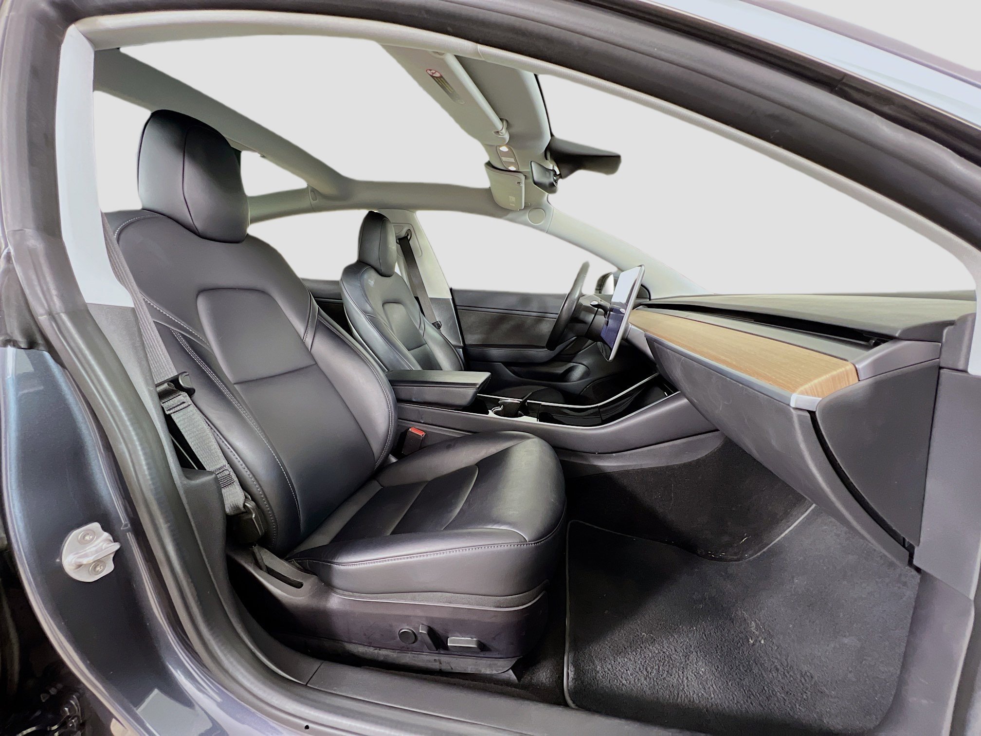 2018 Tesla Model 3 Long Range photo 24