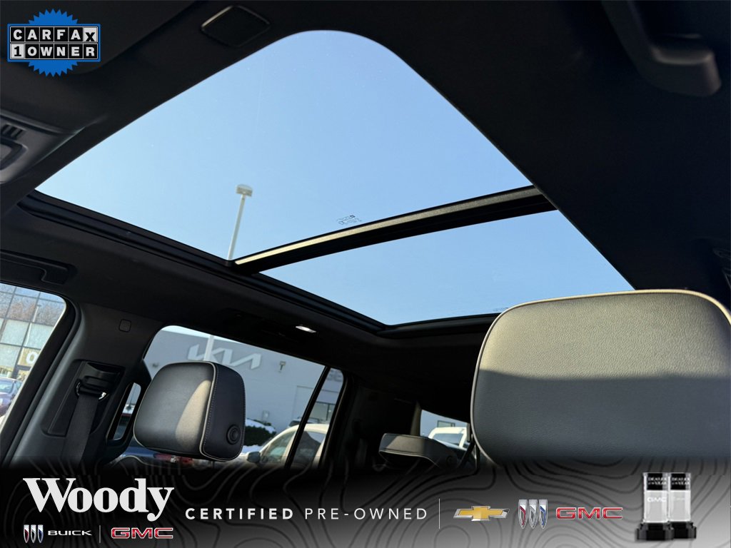 2022 GMC YUKON XL - Image 27