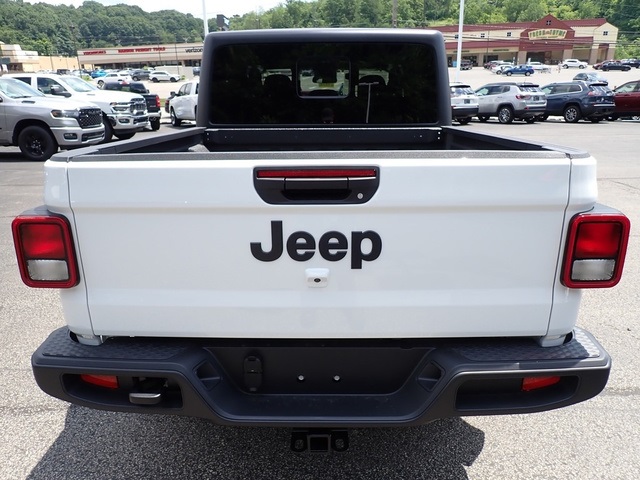 2025 Jeep Gladiator Sport S photo 4