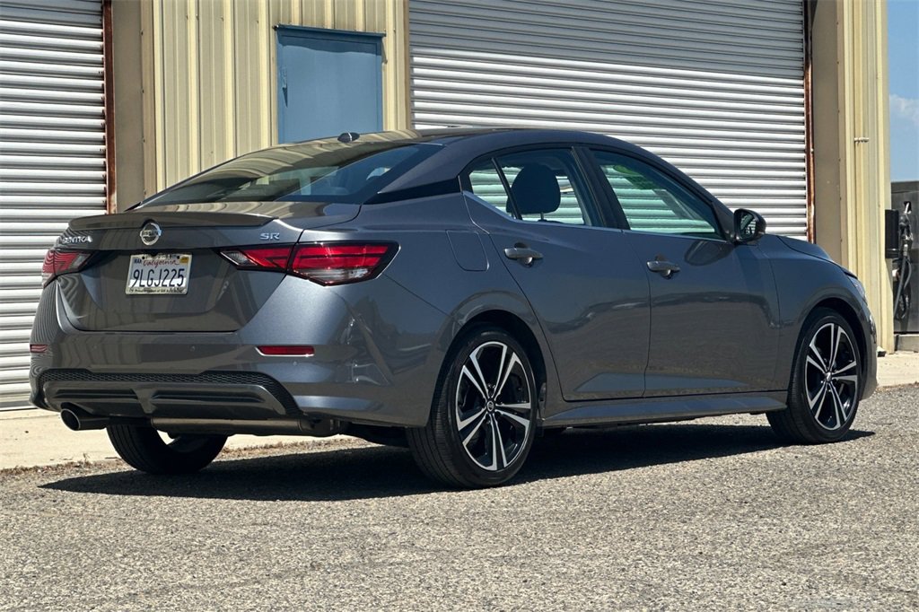 2023 Nissan Sentra SR photo 6