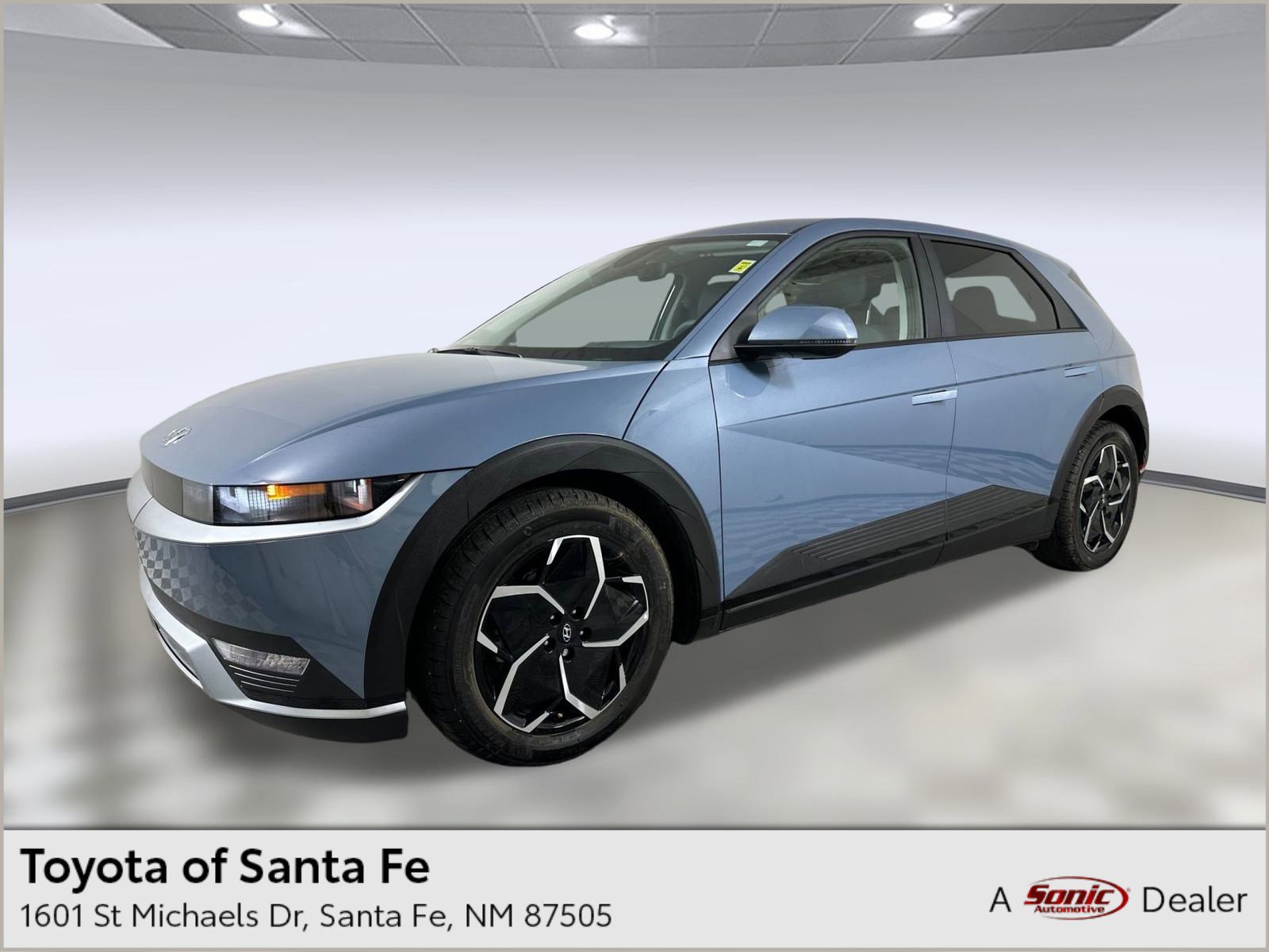 2022 Hyundai IONIQ 5 SE's photo