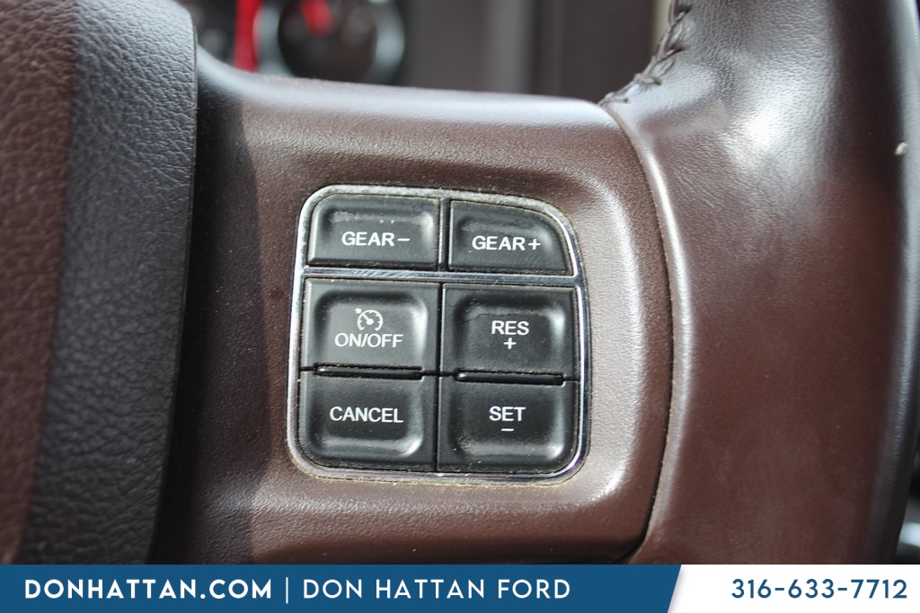 2016 Ram 1500 SLT photo 15