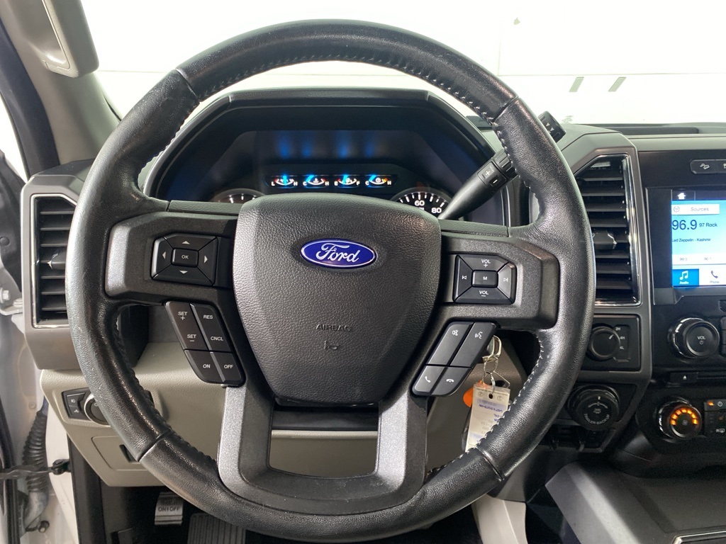 2017 Ford F-150 XLT photo 6