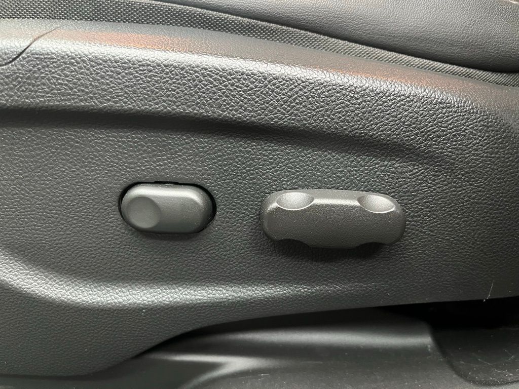 2020 Buick Encore Preferred photo 6