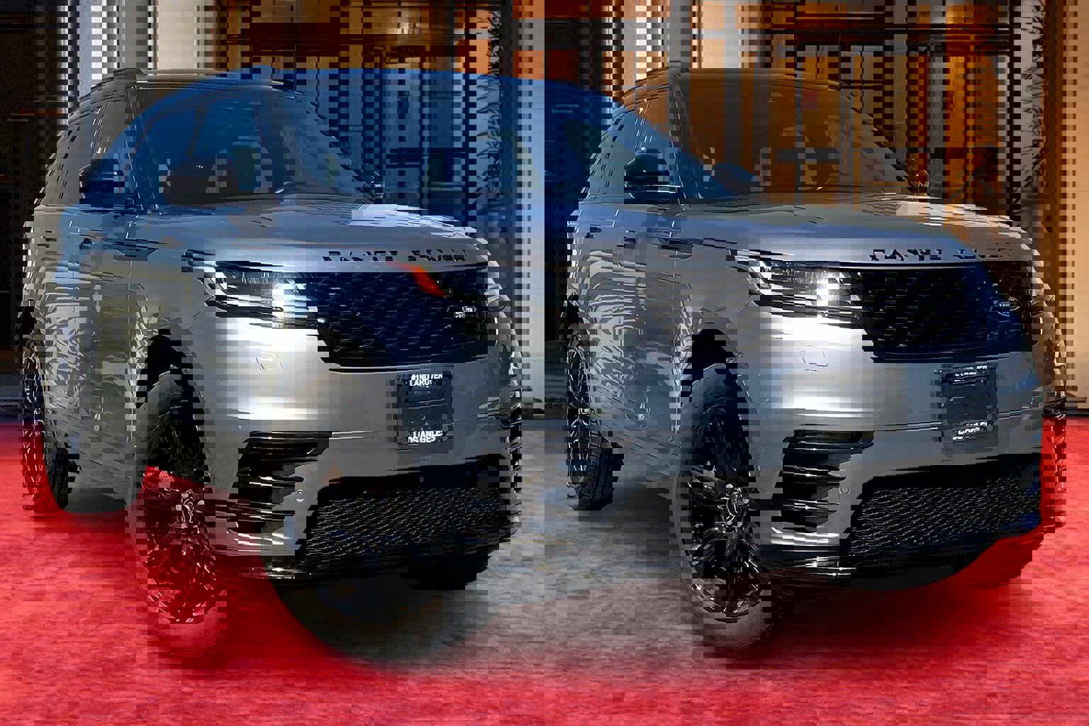 2021 Land Rover Range Rover Velar R-Dynamic S photo 8