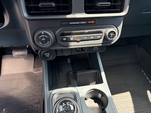 2025 Ford Maverick Lariat photo 17