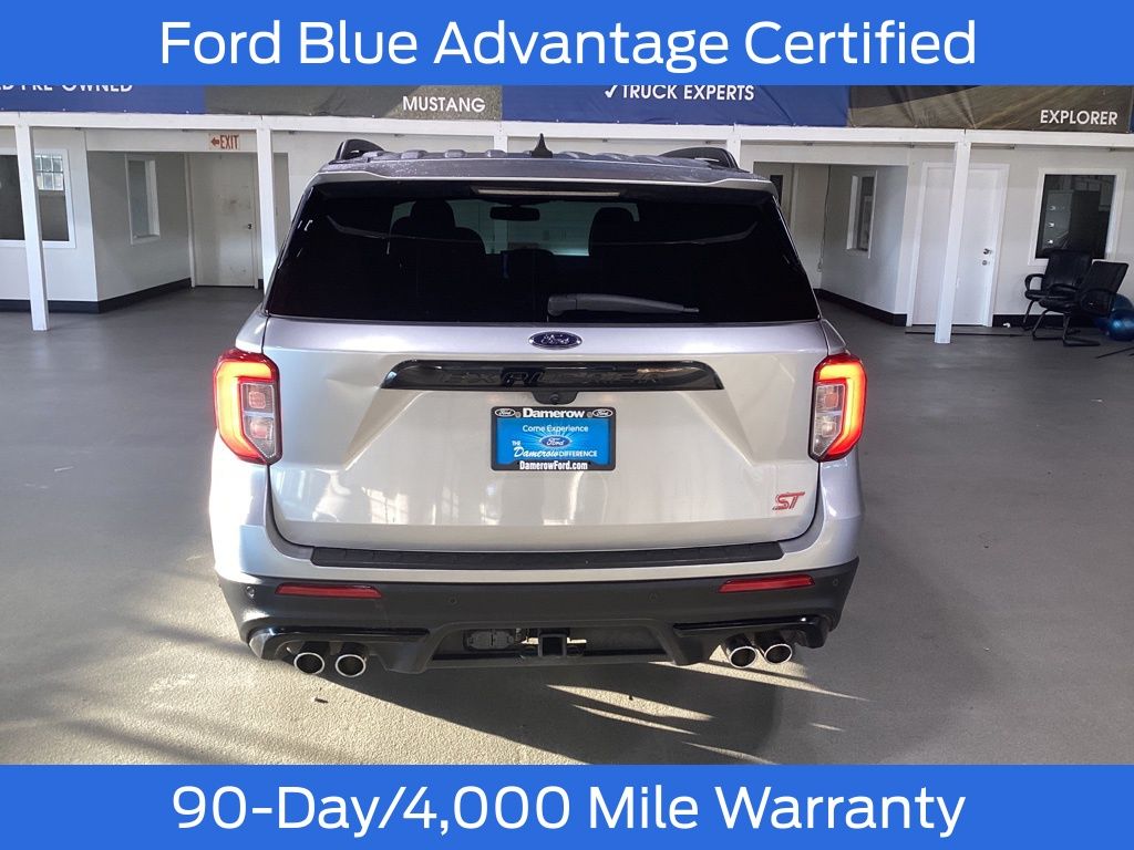 2021 Ford Explorer ST photo 4