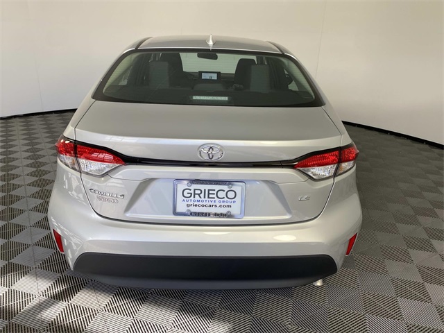 2025 Toyota Corolla LE photo 6