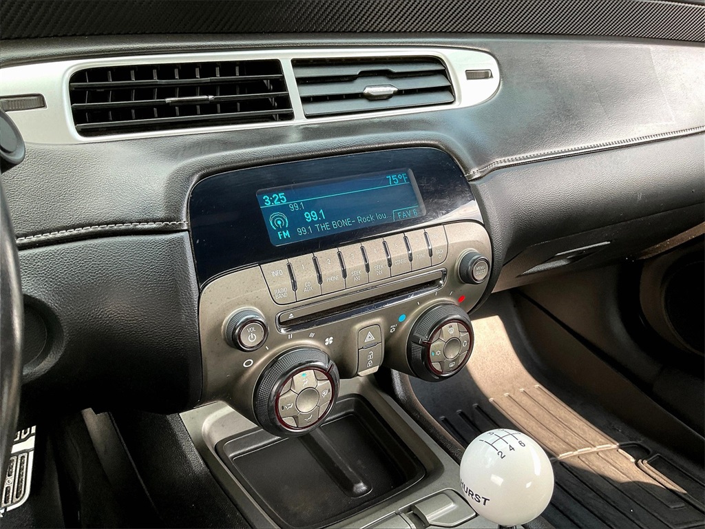 2012 Chevrolet Camaro SS photo 12