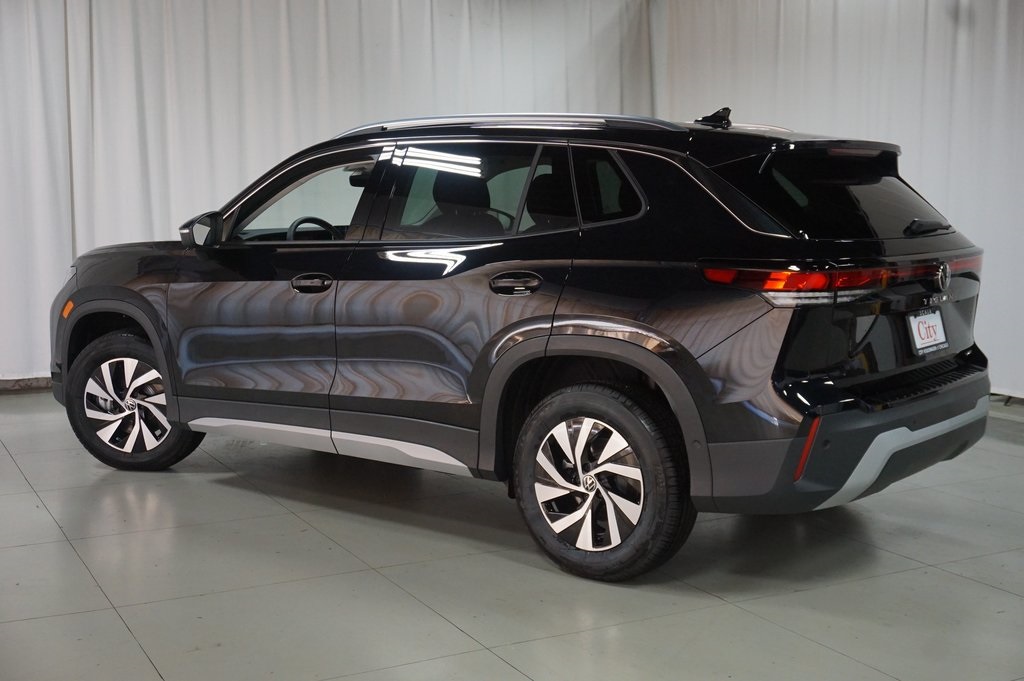 2025 Volkswagen Tiguan S photo 3