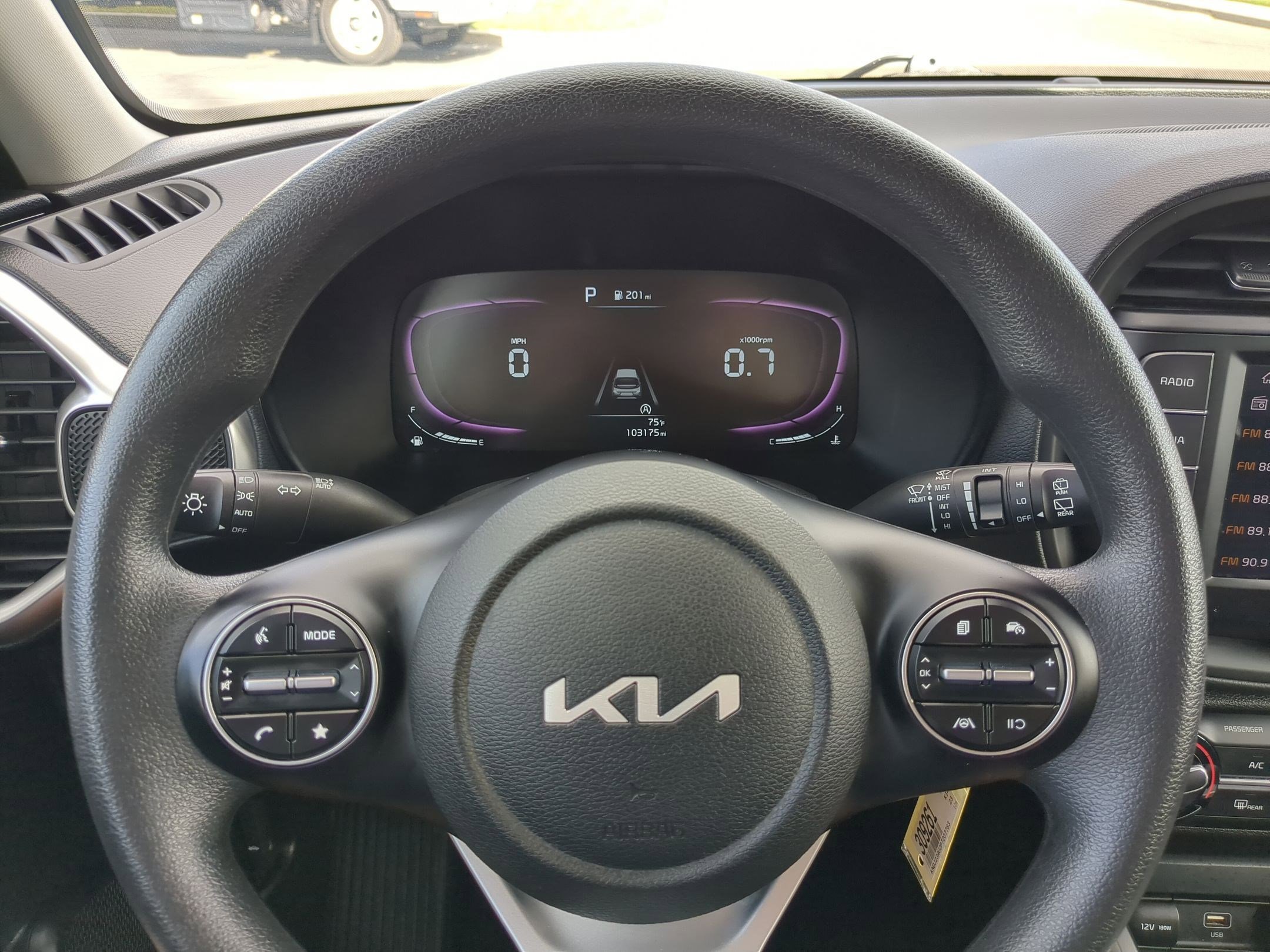 2023 Kia Soul LX photo 14
