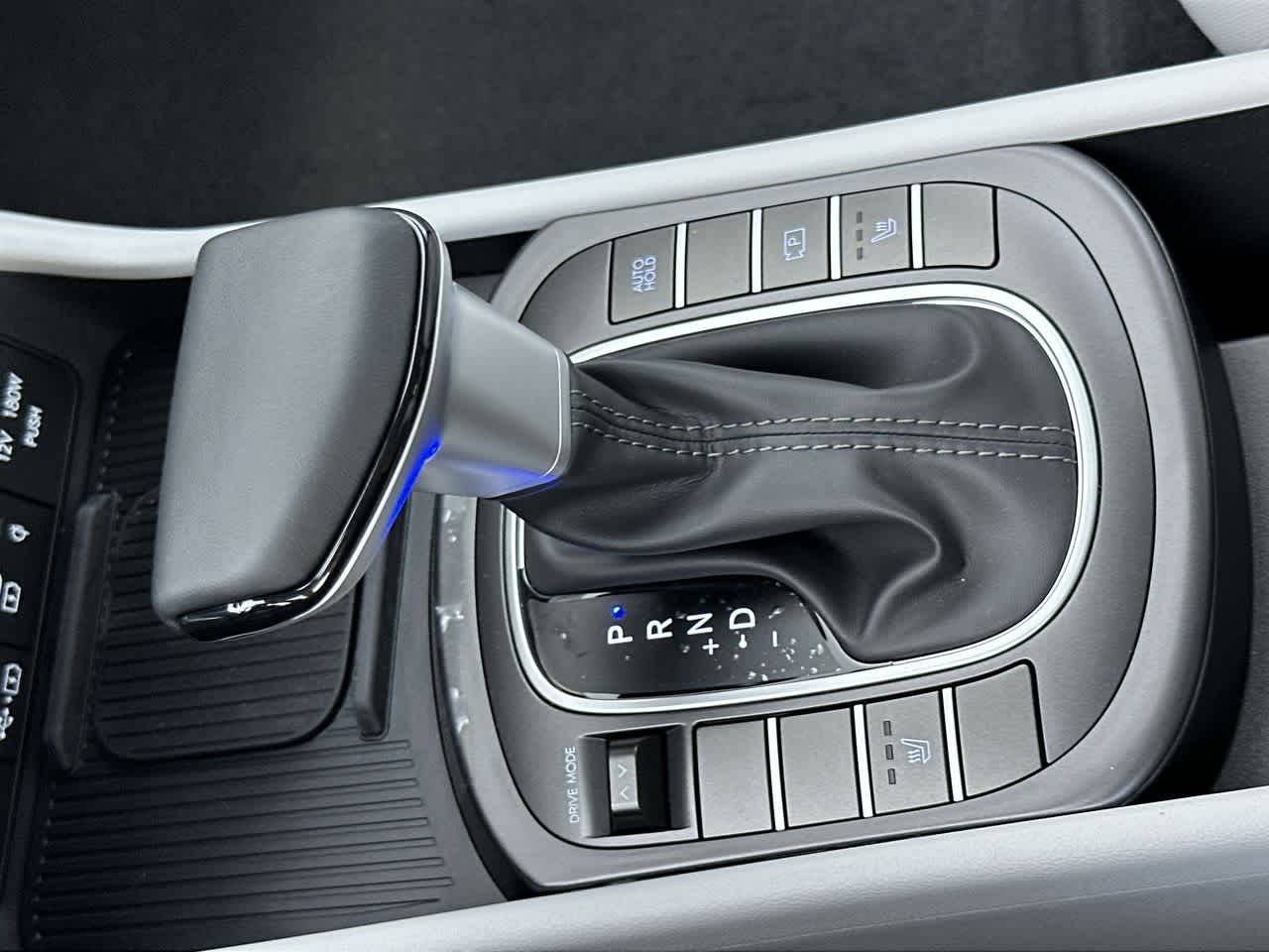 2026 Hyundai Kona SEL photo 20