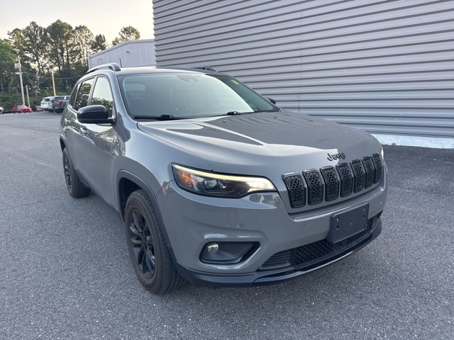 2023 Jeep Cherokee Altitude Lux