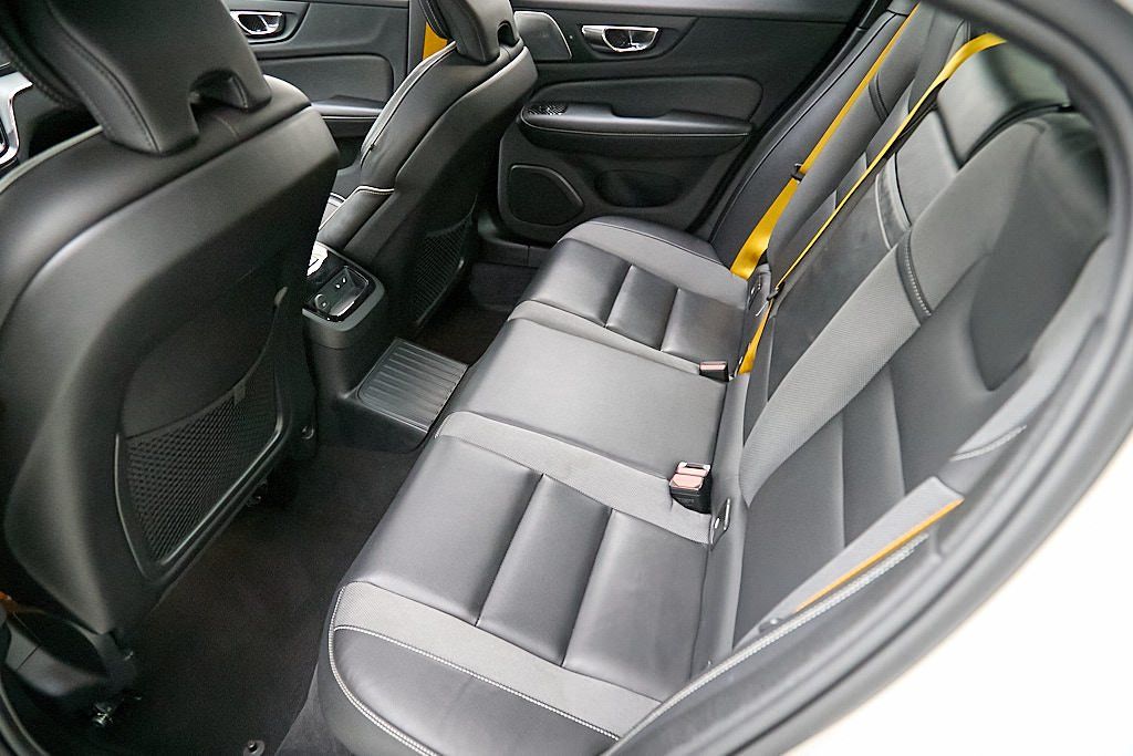 2022 VOLVO S60 - Image 21