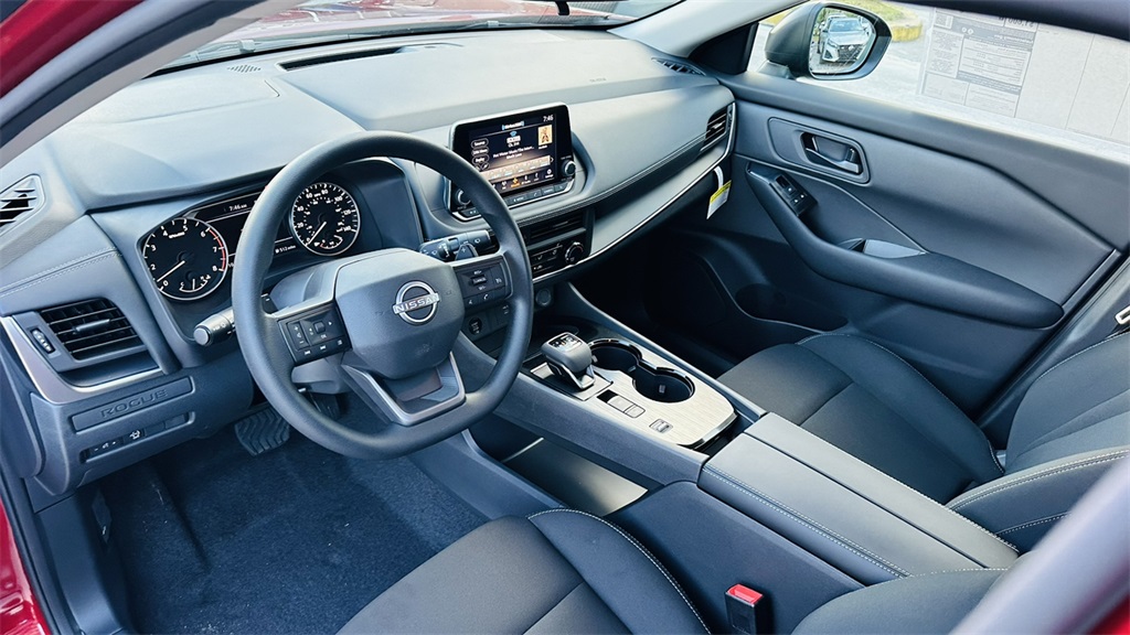 2026 Nissan Rogue S photo 10