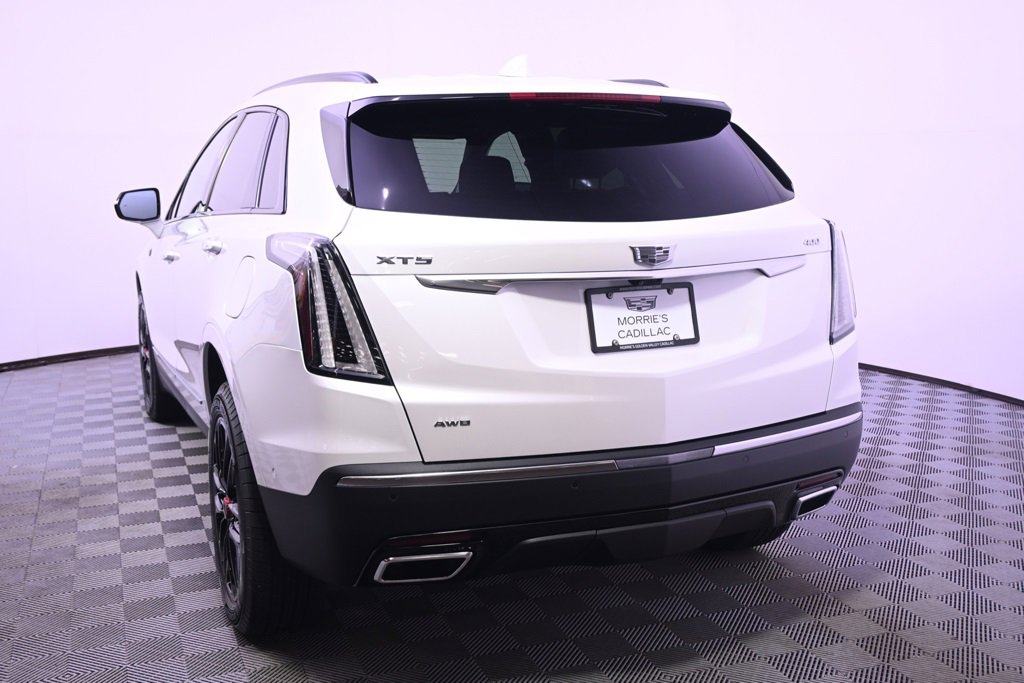 2025 Cadillac XT5 Sport photo 4