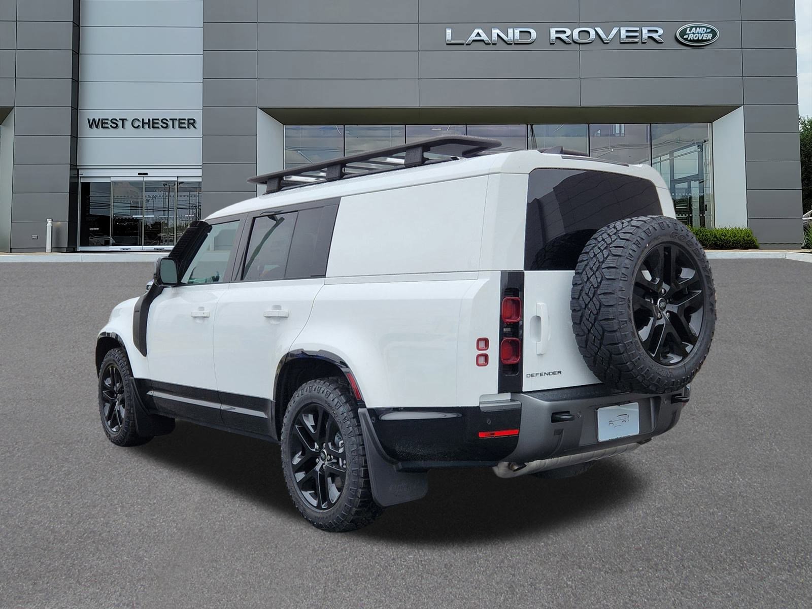 2024 Land Rover Defender 130 Outbound photo 3