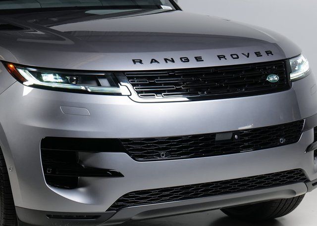 2025 Land Rover Range Rover Sport SE photo 26