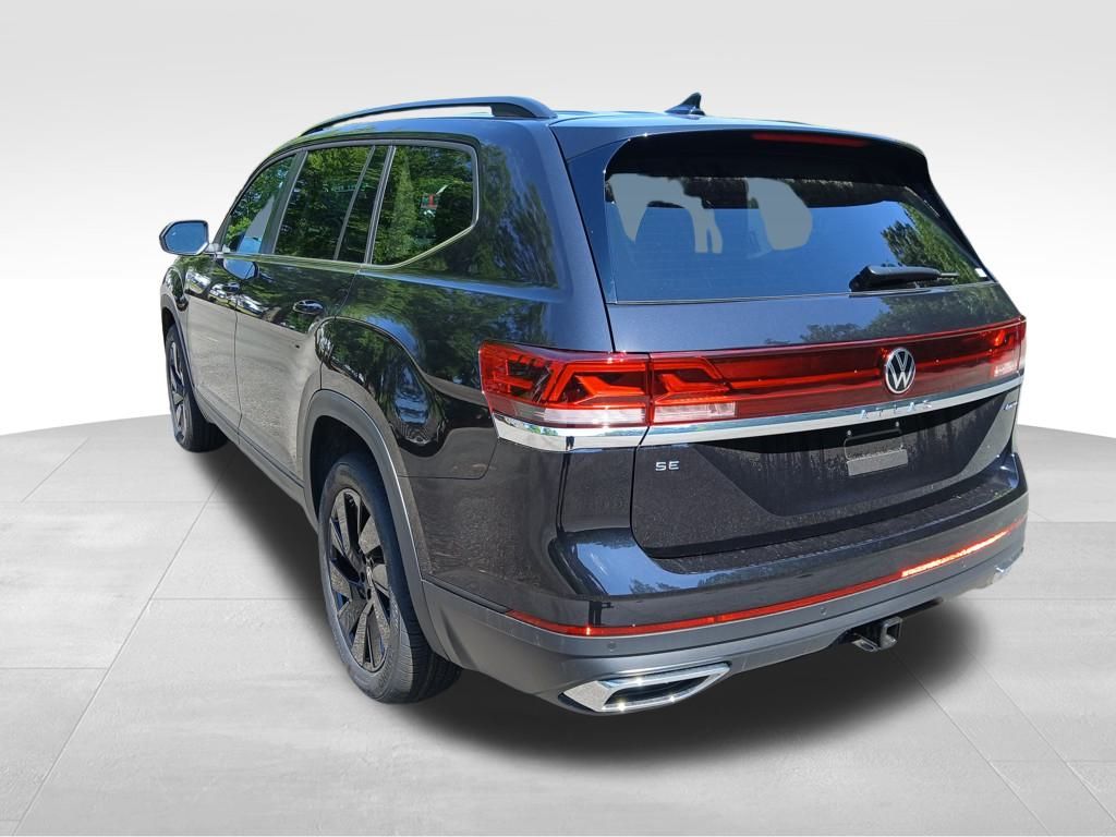 2025 Volkswagen Atlas SE Technology photo 3