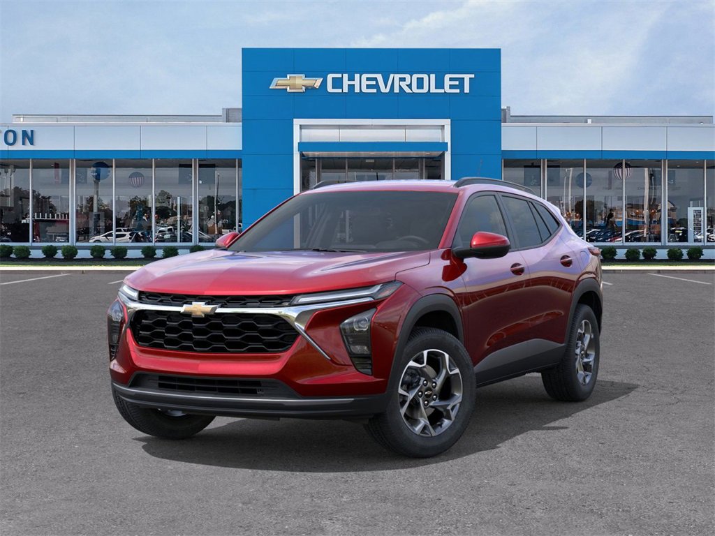 2026 Chevrolet Trax LT photo 2