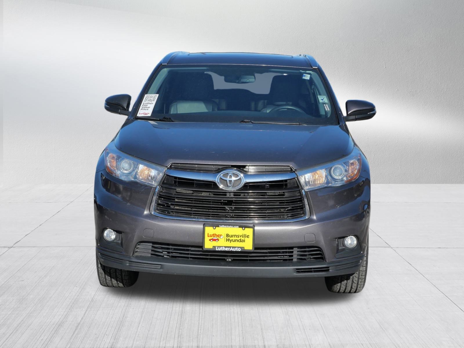 Used 2015 Toyota Highlander XLE with VIN 5TDJKRFH0FS084603 for sale in Burnsville, Minnesota