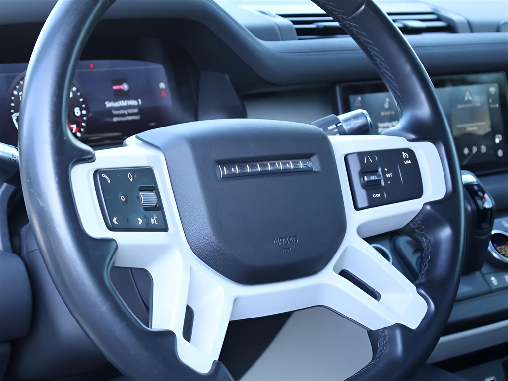 2022 Land Rover Defender 90 X-Dynamic S photo 16